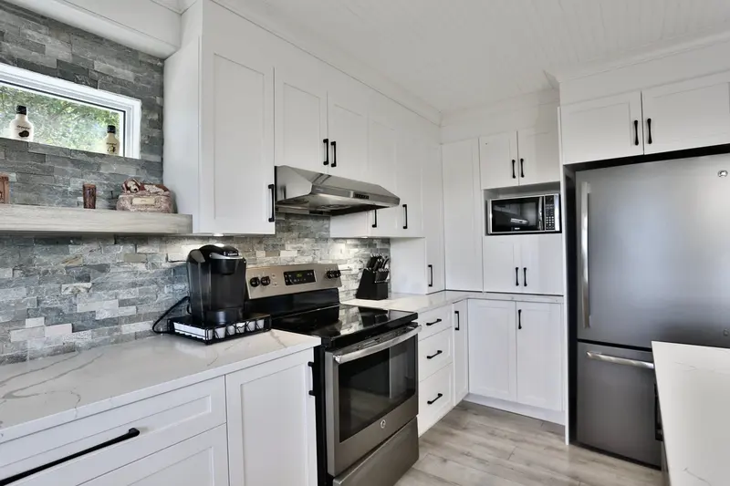 92, Bas-de-la-Rivière — photo 11