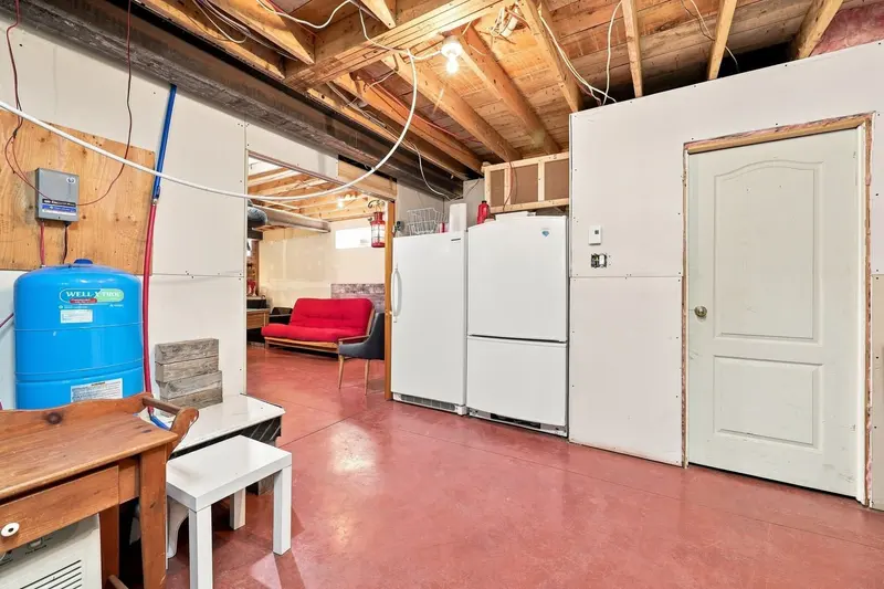 161, 139 — photo 25