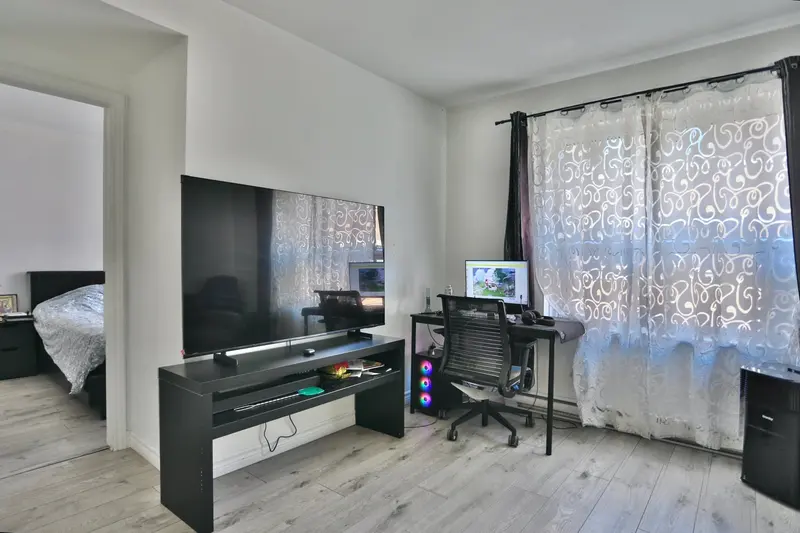 490, Hôtel-Dieu, app. 2 — photo 8