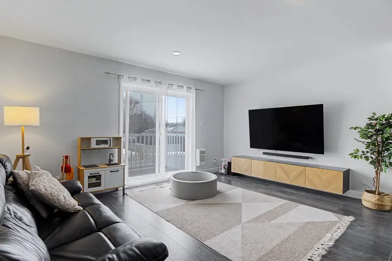141-147, Ste-Cécile — photo 10