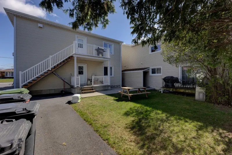 141-147, Ste-Cécile — photo 28