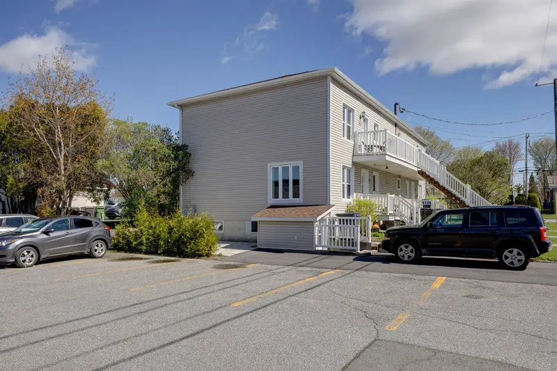 141-147, Ste-Cécile — photo 31