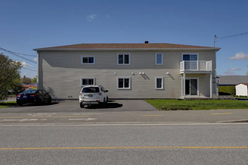 141-147, Ste-Cécile — photo 33