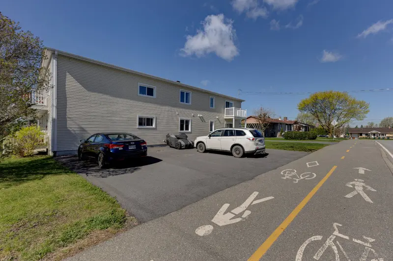 141-147, Ste-Cécile — photo 34