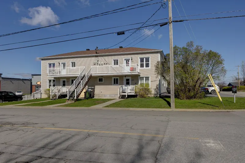 141-147, Ste-Cécile — photo 37