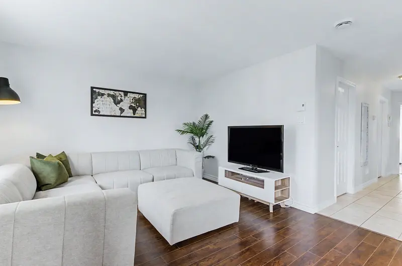 6292, Laframboise, app. C — photo 18