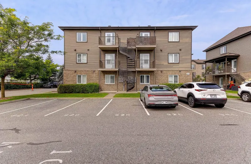 6292, Laframboise, app. C — photo 28