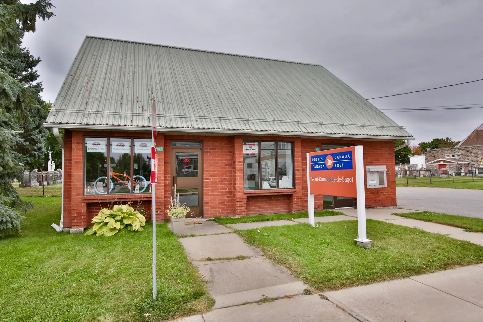 470-472, St-Dominique, Saint-Dominique